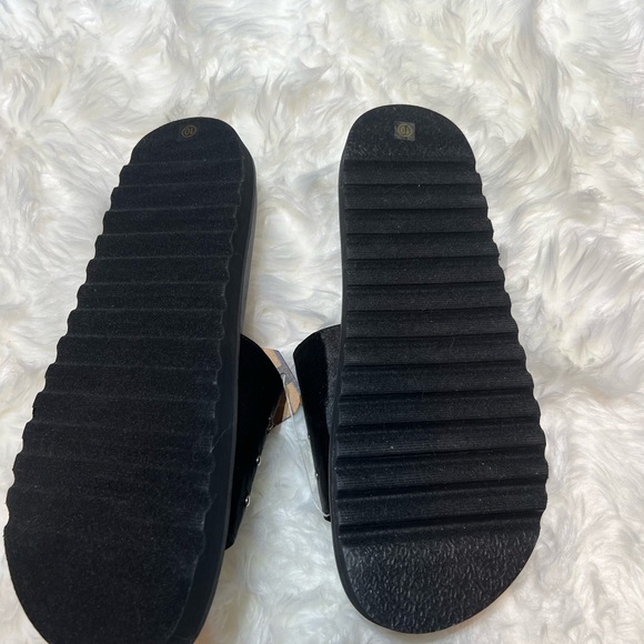 Slides - Picture 2 of 3